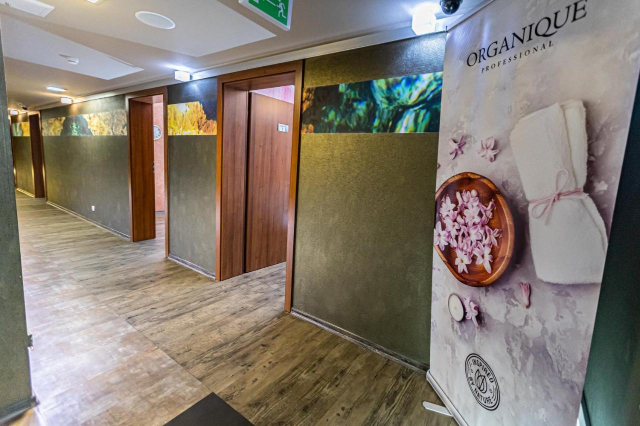Hotel Olivia Medical Spa Skomielna Czarna Exterior photo