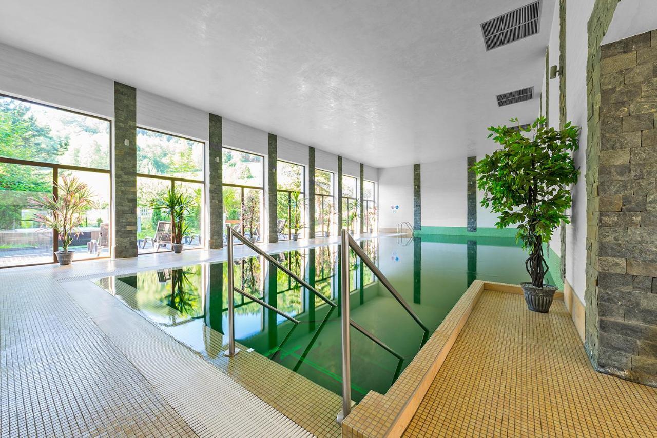 Hotel Olivia Medical Spa Skomielna Czarna Exterior photo